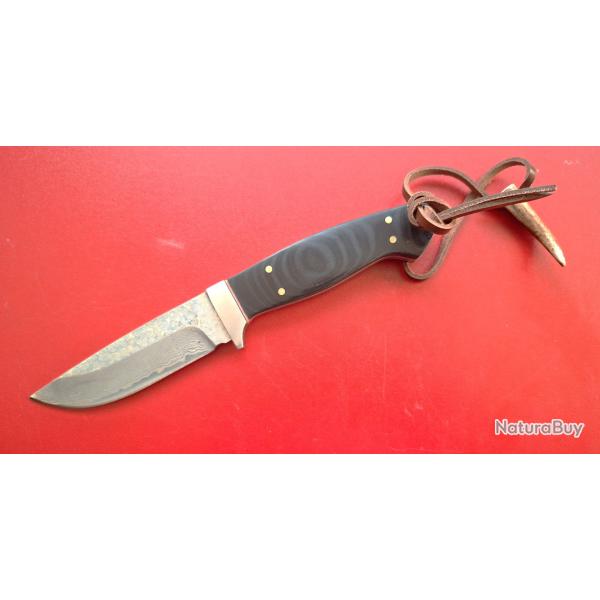 Couteau Damas Parforce neuf, avec �tui, en mallette.