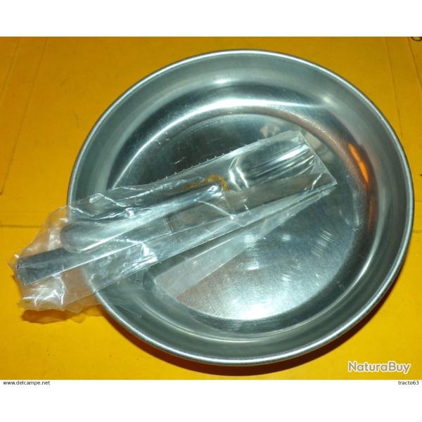 ASSIETTE ET COUVERTS POUR LE REPAS DE L'ARMEE FRANCAISE DE FABRICATION FRANCAISE EN ALUMINIUM , BON