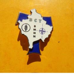 B.C.T, B.M.N.N. bleu fonc&eacute;, sigle B.C.T sur dor&eacute;, FABRICANT J.Y. SEGALEN ,HOMOLOGATION 4667 , BON ET