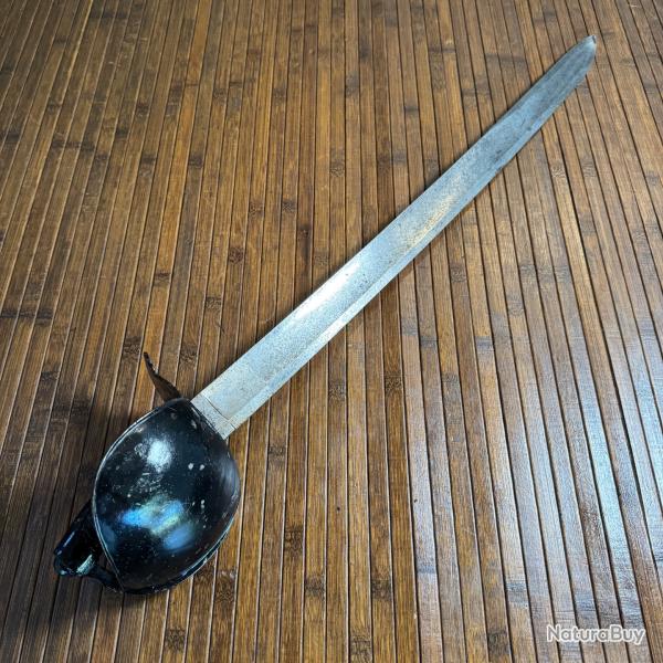 BEAU ET PAS COURANT SABRE 1847 D'ABORDAGE DE MARINE DU ROYAUME DE PI�MONT SARDAIGNE FORG� A SOLINGEN