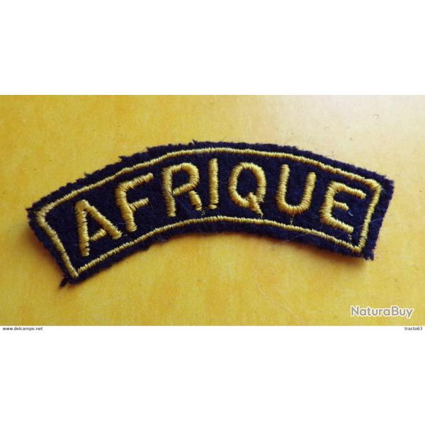 Banane Tissu Titre de Bras AFRIQUE�, LONGUEUR 7,5�CM , BON ETAT VOIR PHOTO . POUR TOUT RENSEIGNEMENT