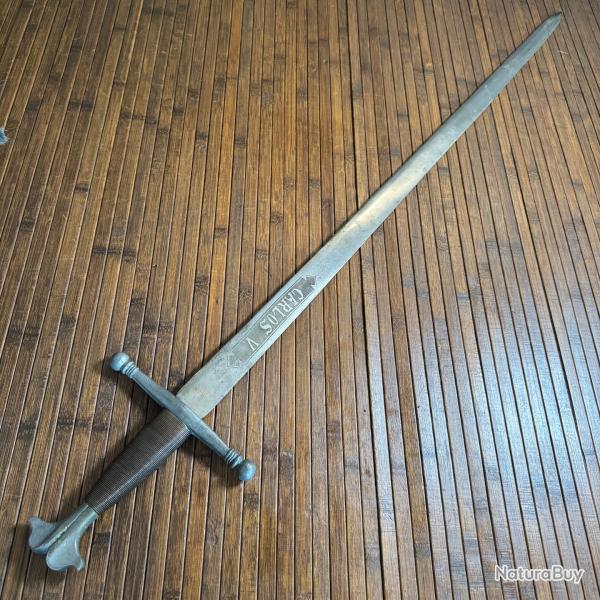 �P�E DE CARLOS V TR�S GRANDE 114 cm FABRIQU�E A TOLEDE R�PLIQUE