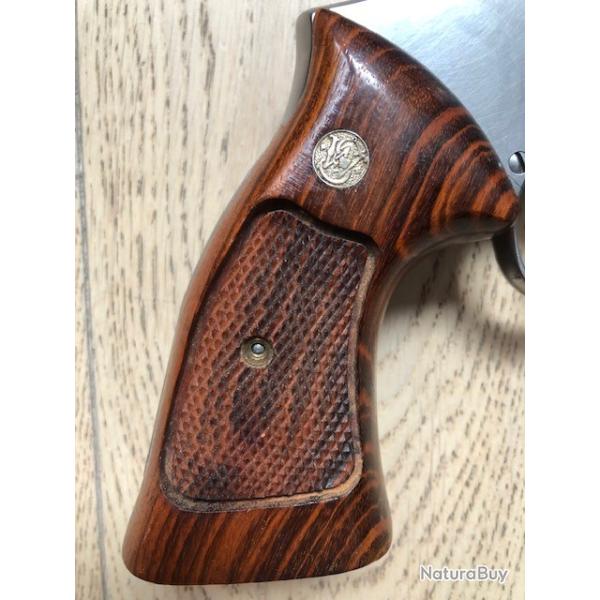 Tr�s belles plaquettes S&W K + L square butt