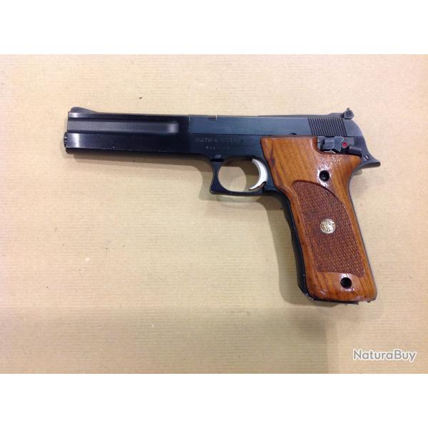 pistolet SMITH & WESSON 422 calibre 22 L.R