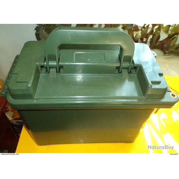 BOITE A MUNITIONS EN PLASTIQUE KAKI� , POIDS 1,350 KILO , POSSIBLE DE METTRE UN CADENAS POUR FERME L