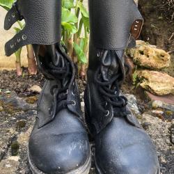 RANGERS  brodequins T 39  authentiques Arm&eacute;e Fran&ccedil;aise cuir gothique chasse  2003