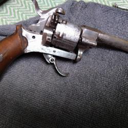 Revolver Lefaucheux a Broches
