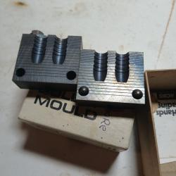 MOULE A BALLE 2 CAVITES   RCBS   EN 375/ 38. 55   PROJECTILE 250 GRAINS