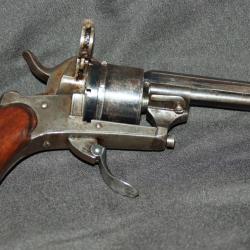 revolver &agrave; broches 7mm