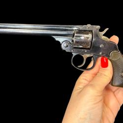 TR&Egrave;S RARE HARRINGTON RICHARDSON CANON LONG cal. 22LR