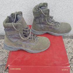 Chaussures tactiques coqu&eacute;es CONVERSE neuves