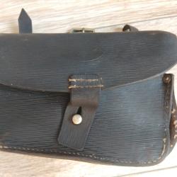 Cartouchi&egrave;re collection en cuir WW1