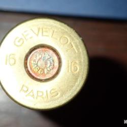 Douille pour collection Gevelot amorc&eacute; en carton rouge - calibre 16 - chambr&eacute; en 65mm