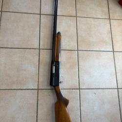 FUSIL DE CHASSE SEMI AUTOMATIQUE CALIBRE 12