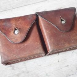 1954 Cartouchi&egrave;re en cuir Arm&eacute;e Suisse pour fusil ou carabine Schmidt Rubin (Fischer)