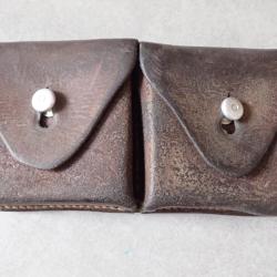 1944 Cartouchi&egrave;re en cuir de l'Arm&eacute;e Suisse pour fusil ou carabine Schmidt Rubin