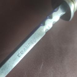 Pique a servir le gros gibier