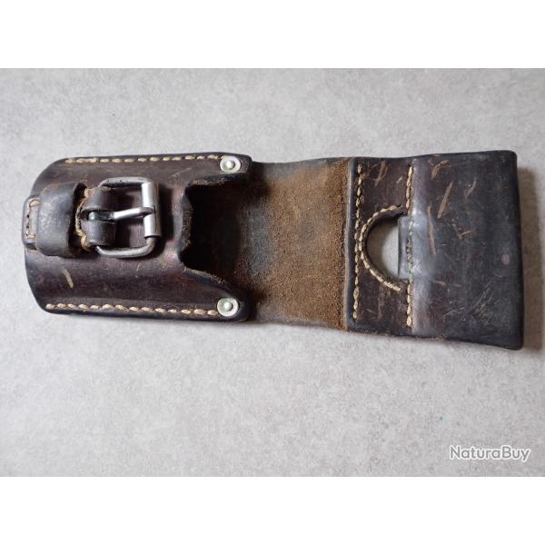 1945 Porte fourreau PF pour ba�onnette suisse Schmidt Rubin 96/11, K11 ou k31