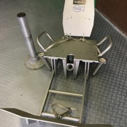 Si&egrave;ge de p&ecirc;che au gros Normic en aluminium anodis&eacute;