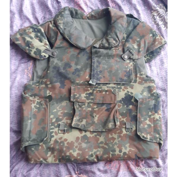 Gilet pare �clats flecktarn de la Bundeswehr ann�es 90-2000 taille GK (L-XL)