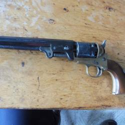 revolver poudre noire calibre 36 1851 pieta?? fonctionne.&eacute;tat gen&eacute;ral corect
