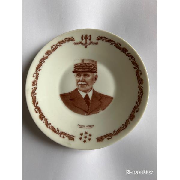 COUPELLE Philippe PETAIN.Porcelaine c�ramique Limoges.