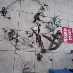 Tr&egrave;s beau lot de pi&egrave;ges Beslile, pi&egrave;ge &agrave; oeuf, billard, collets