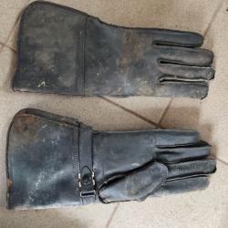 Gants en cuir motard arm&eacute;e post ww2