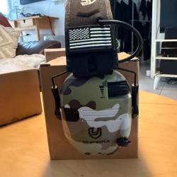 casque &eacute;lectronique camo