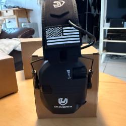 casque &eacute;lectronique black