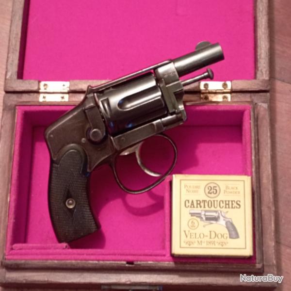 Exceptionnel coffret GALAND