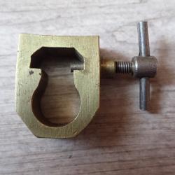 Pousse guidon pour fusil 1889 Rubin Schmidt - Correcteur de poche en bronze ?