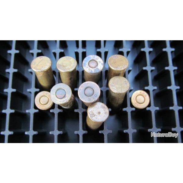 Petit lot de cartouches calibre 320.