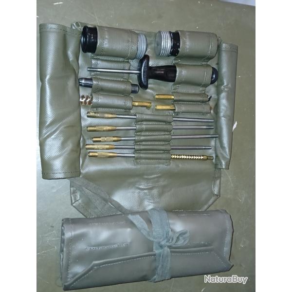 Trousse de nettoyage Suisse pour arme l�g�re