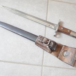557312 Baionnette Suisse pour fusil Rubin Schmidt Mdle K11 ou K31. Mdle 1918. Porte fourreau en cuir