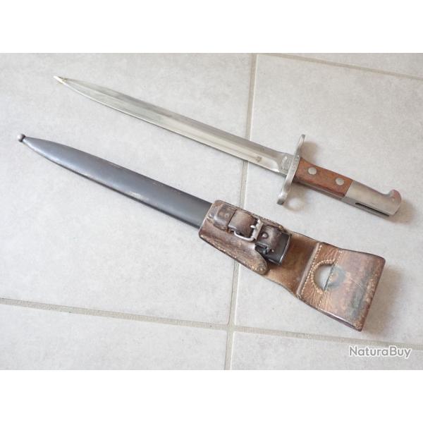 557312 Baionnette Suisse pour fusil Rubin Schmidt Mdle K11 ou K31. Mdle 1918. Porte fourreau en cuir