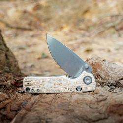 Couteau Vosteed Porcupine Lame Drop Point Acier 14C28N Manche Bamboo Micarta Top Liner Lock VOSA2626