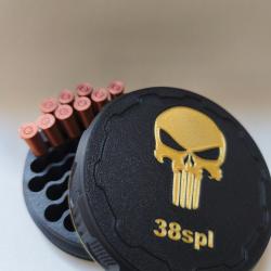Bo&icirc;te &agrave; munitions 38spl 38 sp&eacute;cial. Punisher. Capacit&eacute; 55. Vendue vide sans munitions.