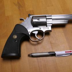 REVOLVER SMITH ET WESSON 629-2  INOX CAL 44 REM