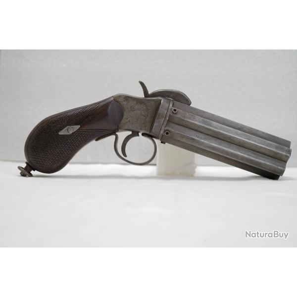 reproduction de revolver  type poivri�re � 6 coups