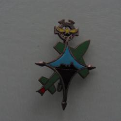 INSIGNE DU    C.I.E.E.S  ----- SAHARIEN -----------------COURTOIS ------