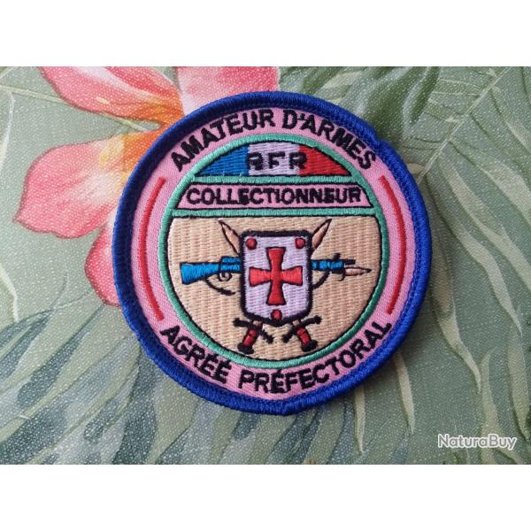 vend �cusson neuf brod�  amateur  d armes