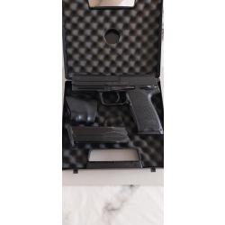 PISTOLET HK USP 45 ACP