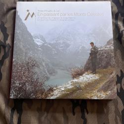 Livre tr&egrave;s rares qui n'est plus &eacute;dit&eacute; : En passant par les monts c&eacute;lestes