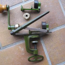 SERTISSEUR MANUFRANCE CAL 12 ET CAL 16