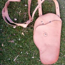 Holster etui skorpion scorpion VZ61 &eacute;paule CUIR