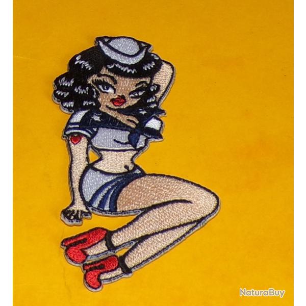 TISSU PATCH : PIN UP DE L' U.S NAVY, HAUTEUR �9�CM , BON ETAT VOIR PHOTO . POUR TOUT RENSEIGNEMENT M