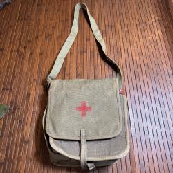 MILITARIA MUSETTE SAC MILIAIRE PREMIER SECOURS M&Eacute;DECINS