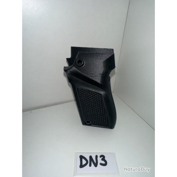 (D-N3) Crosse noire droitier pour pistolet Unique 22lr mod�le D et E.