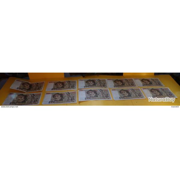 LOT DE 10 BILLETS DE 100 FRANCS DELACROIX 1 X 1978 1 X 1979 5 X 1980  2 X 1981  1 X 1982 ,  ETAT VOI